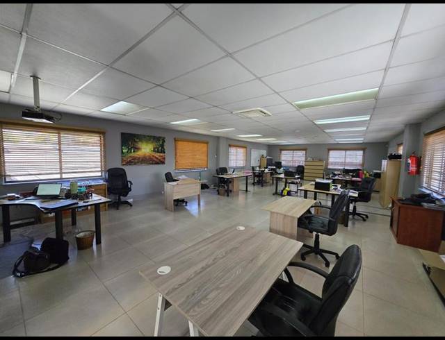 BUSINESS PROPERTY TO RENT IN WELTEVREDEN PARK